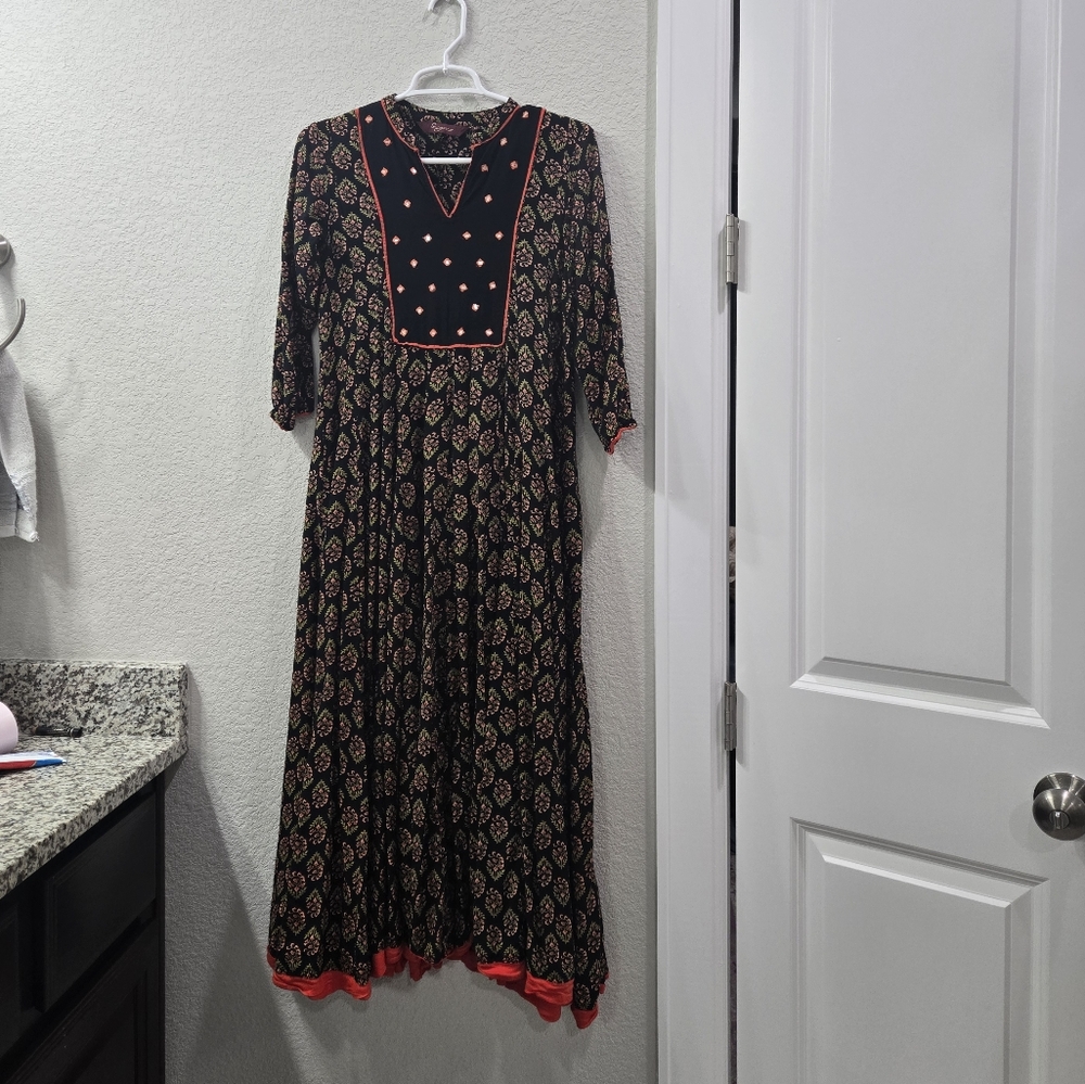 Long flowy dress kurta